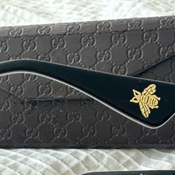 Gucci Sunglasses - Picture 6 of 12